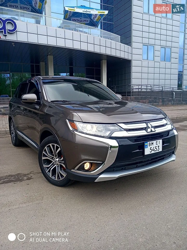 2014 Mitsubishi Outlander - мініатюра 14