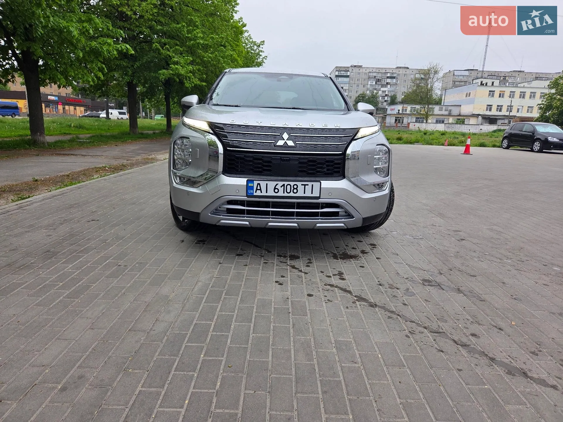 2023 Mitsubishi Outlander - мініатюра 3