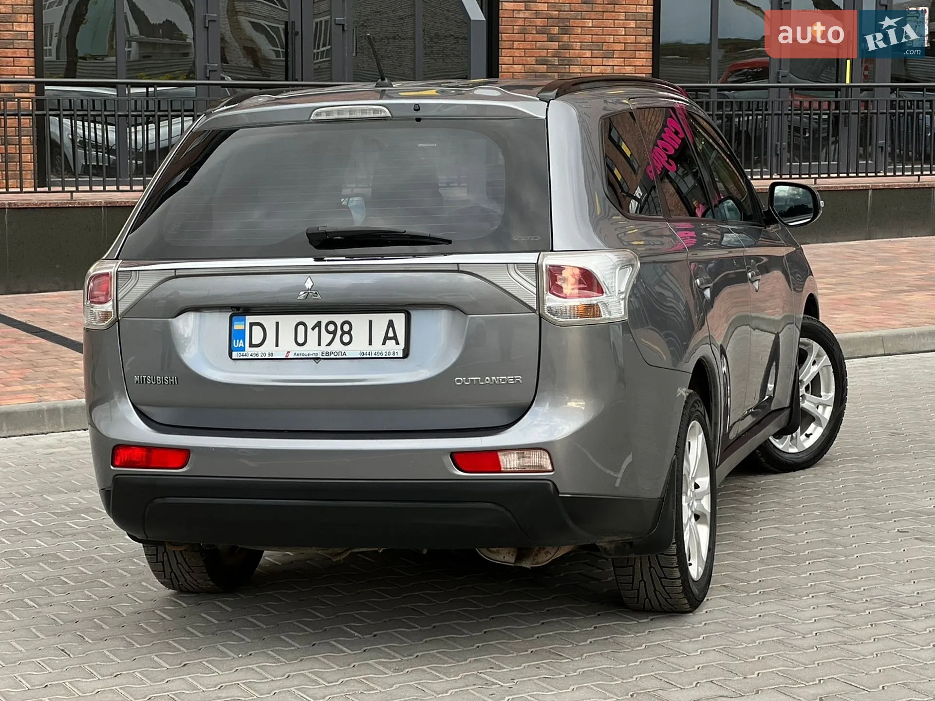 2013 Mitsubishi Outlander - мініатюра 13