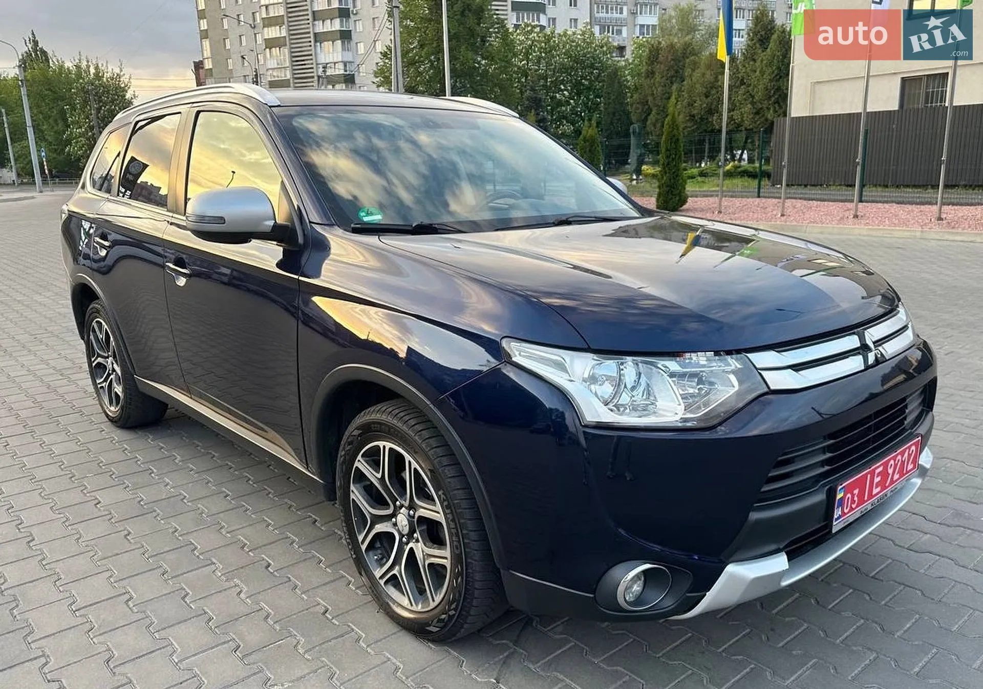 2015 Mitsubishi Outlander - мініатюра 30