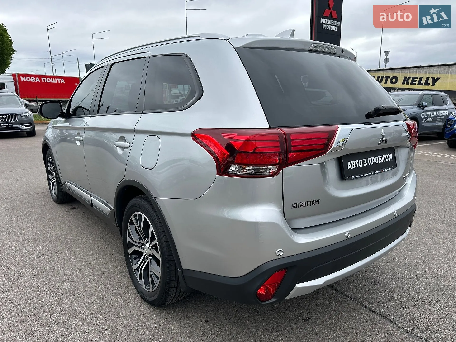 2018 Mitsubishi Outlander - мініатюра 6