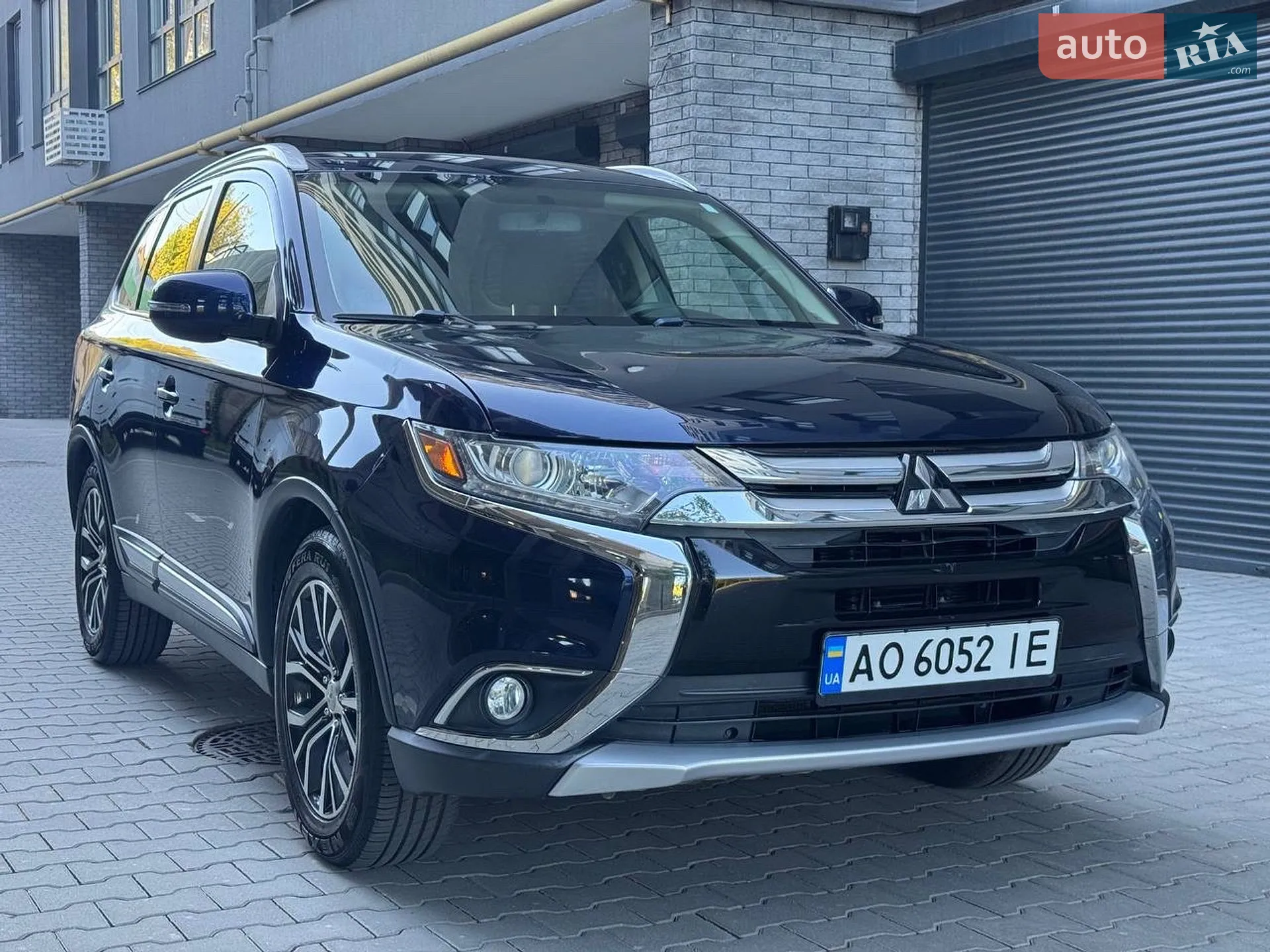 2018 Mitsubishi Outlander - мініатюра 13