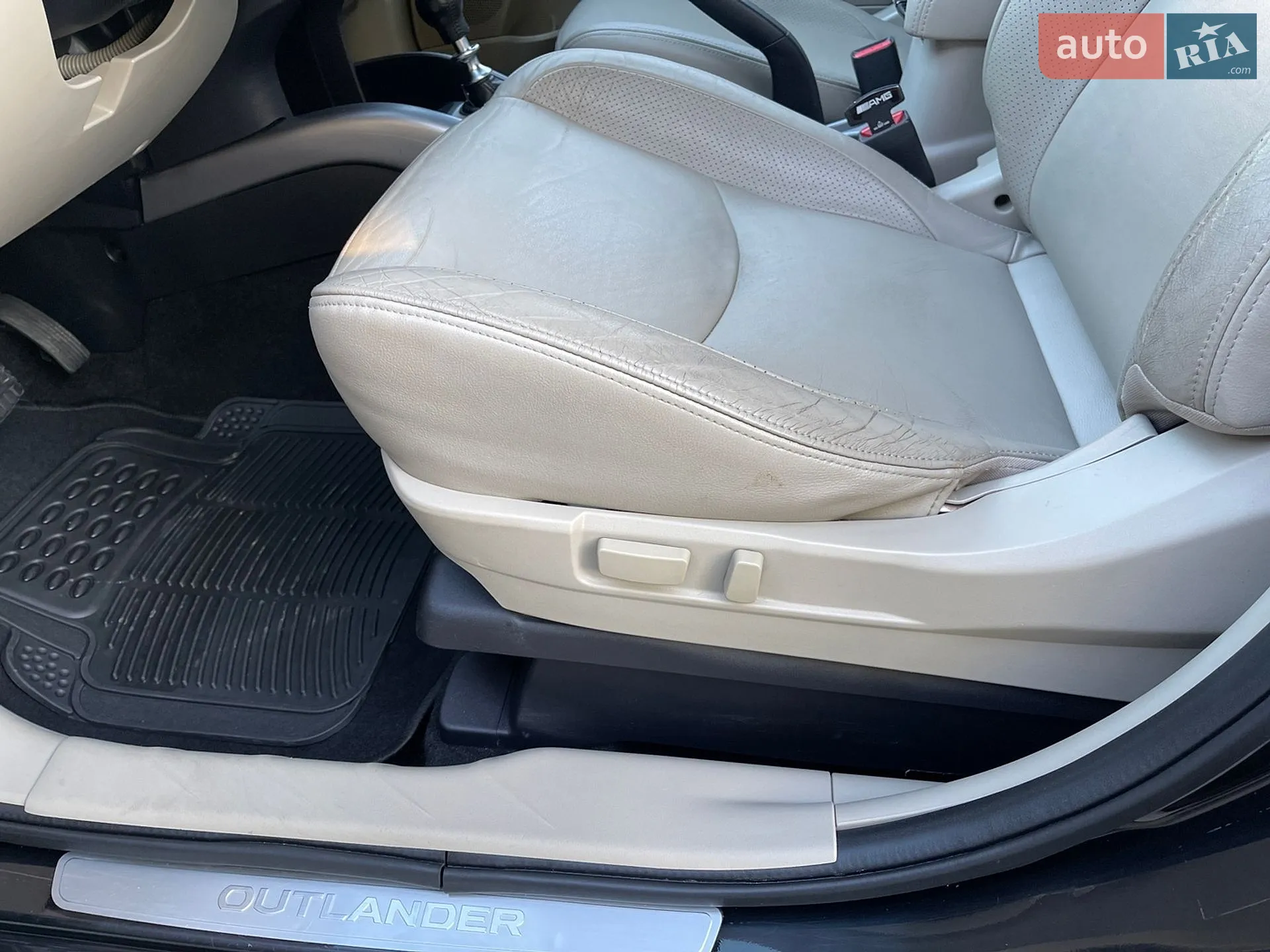2011 Mitsubishi Outlander - мініатюра 16