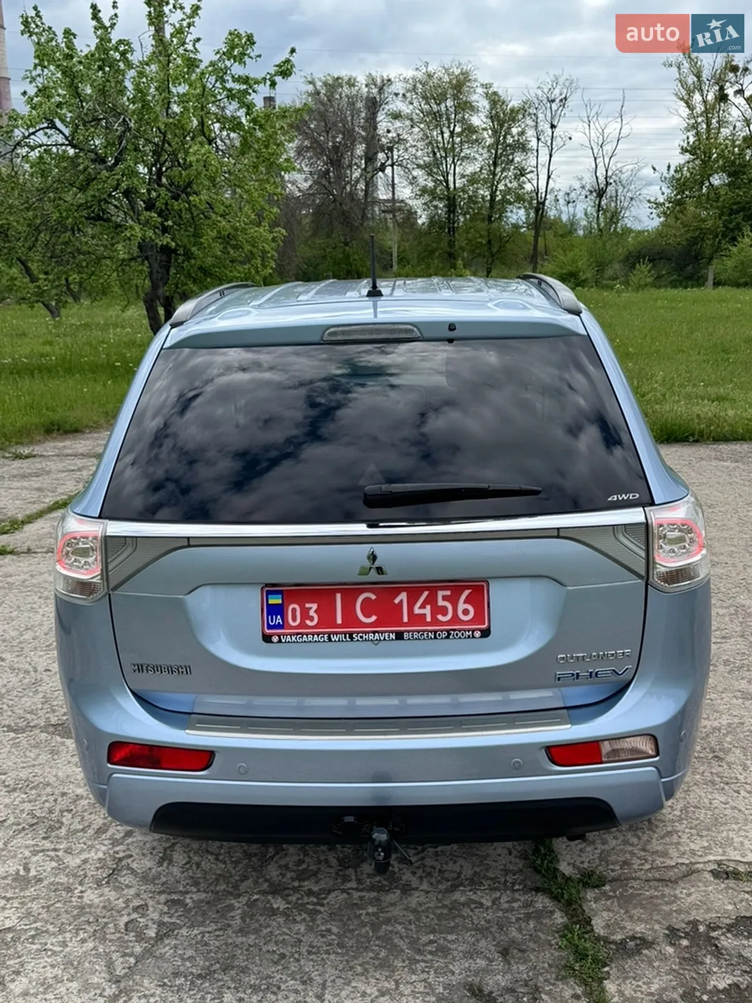 2014 Mitsubishi Outlander - мініатюра 10