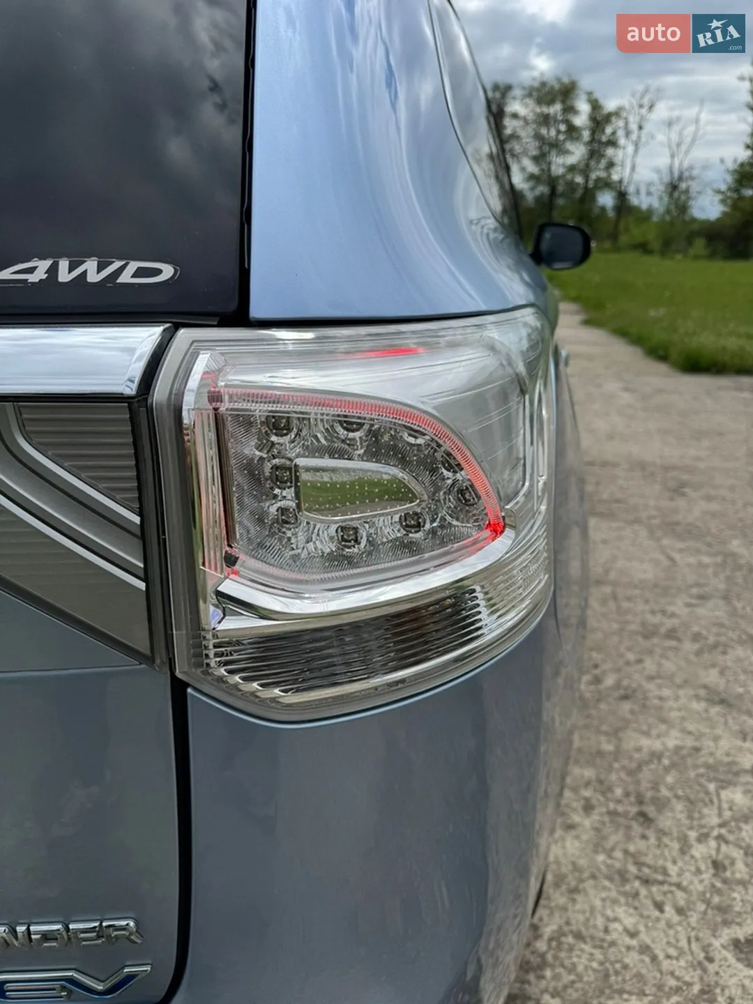 2014 Mitsubishi Outlander - мініатюра 30