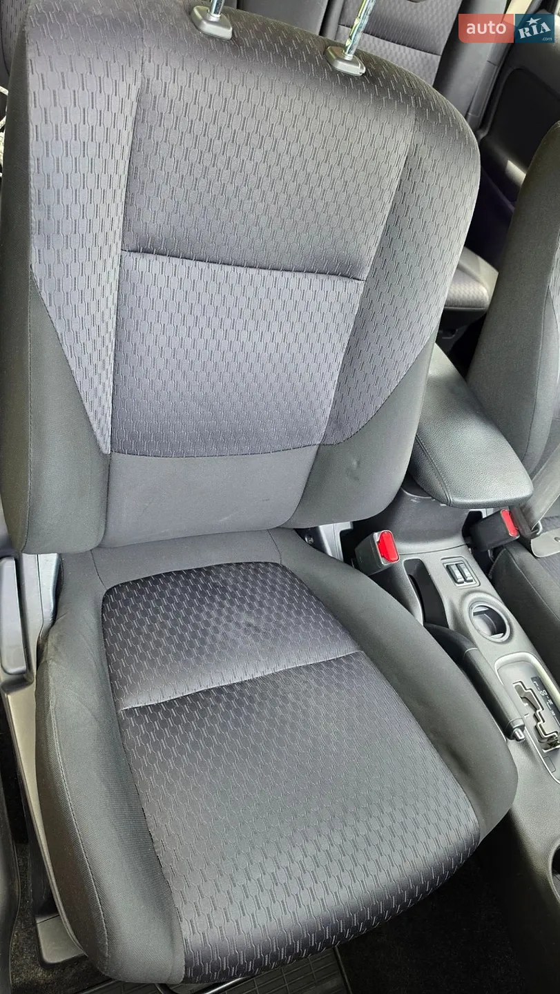 2012 Mitsubishi Outlander - мініатюра 18