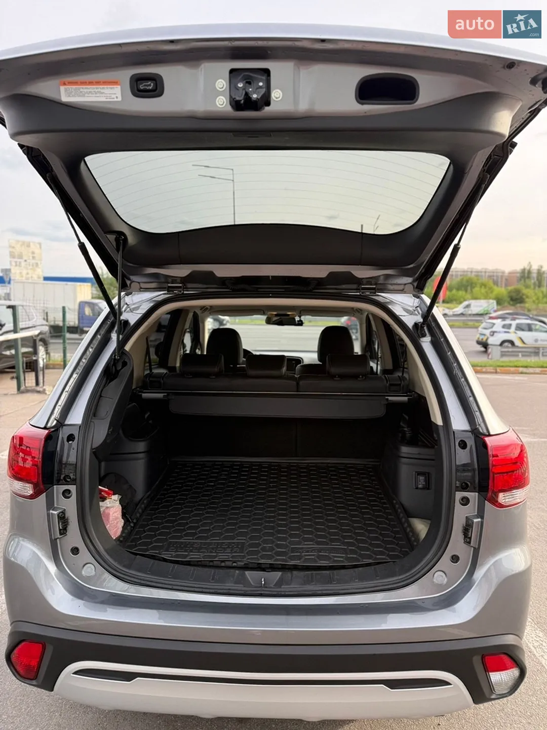 2019 Mitsubishi Outlander - мініатюра 15