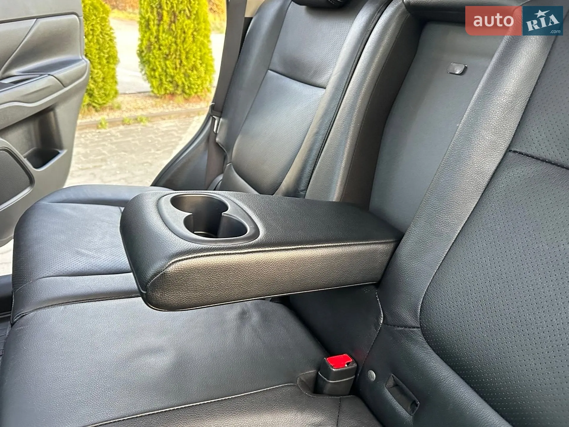 2017 Mitsubishi Outlander - мініатюра 45