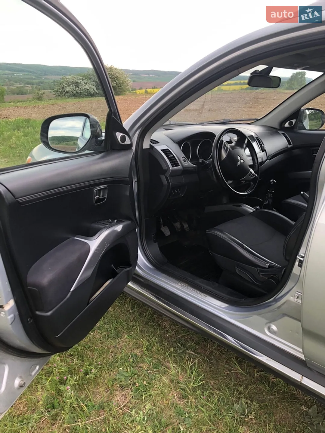 2010 Mitsubishi Outlander - мініатюра 14