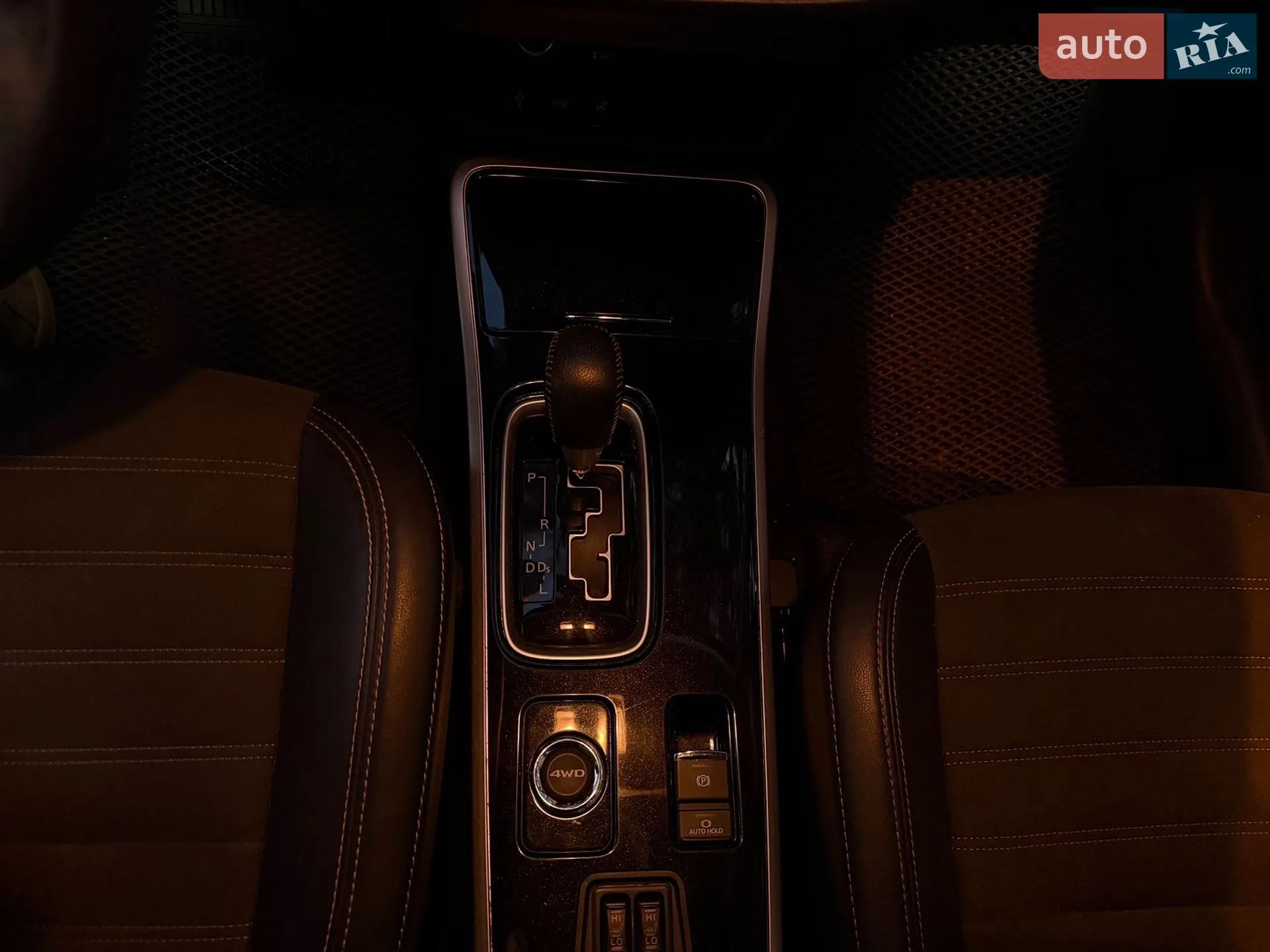 2019 Mitsubishi Outlander - мініатюра 17