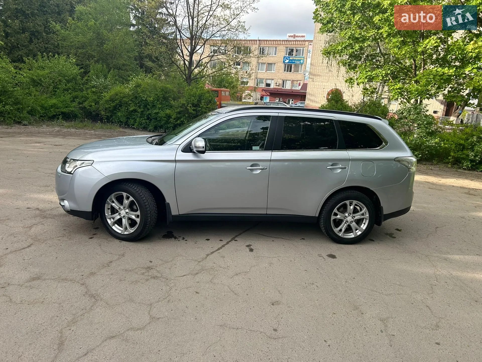 2013 Mitsubishi Outlander - мініатюра 9