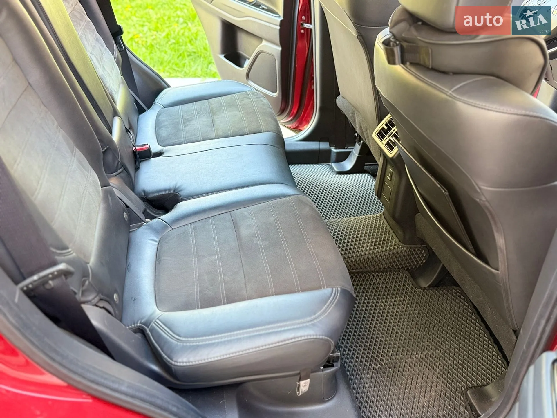 2018 Mitsubishi Outlander - мініатюра 48