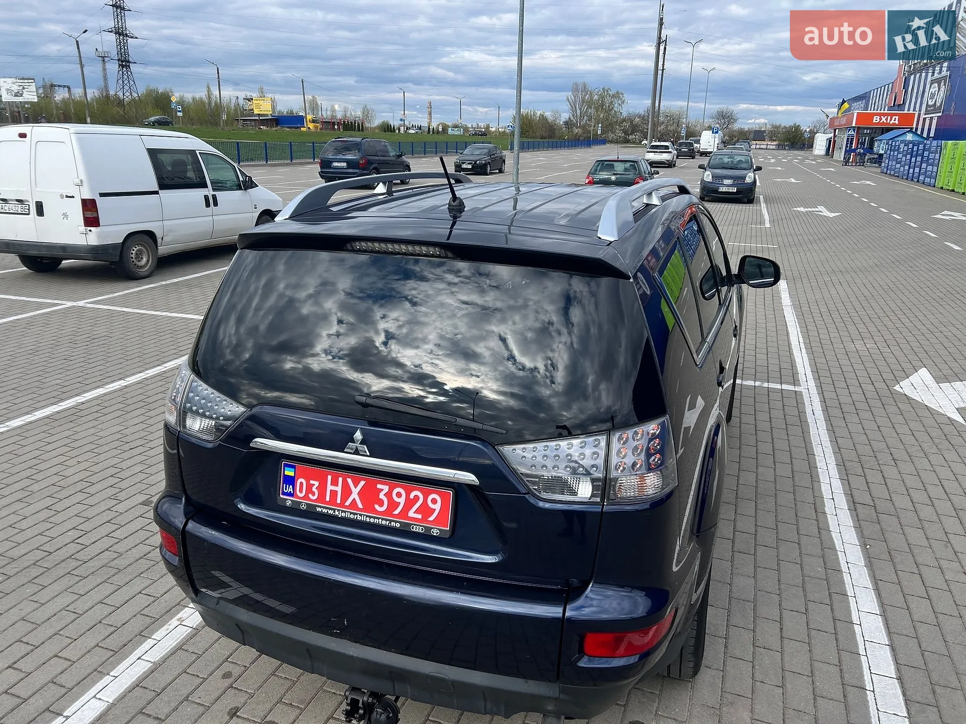 2010 Mitsubishi Outlander - мініатюра 19