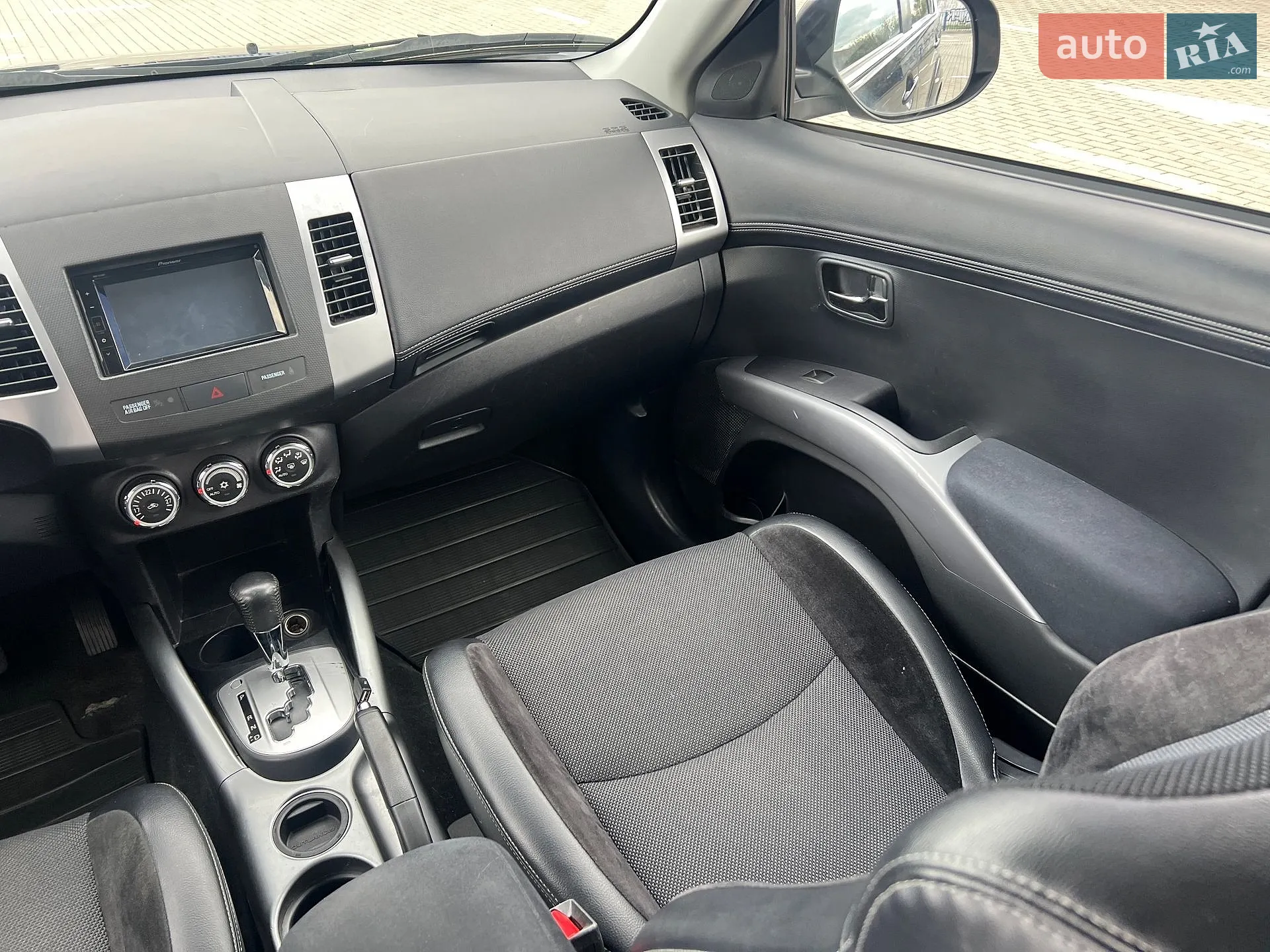 2010 Mitsubishi Outlander - мініатюра 75