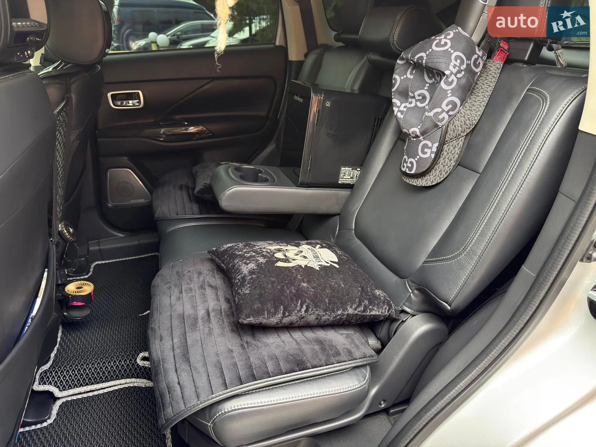 2018 Mitsubishi Outlander - мініатюра 17
