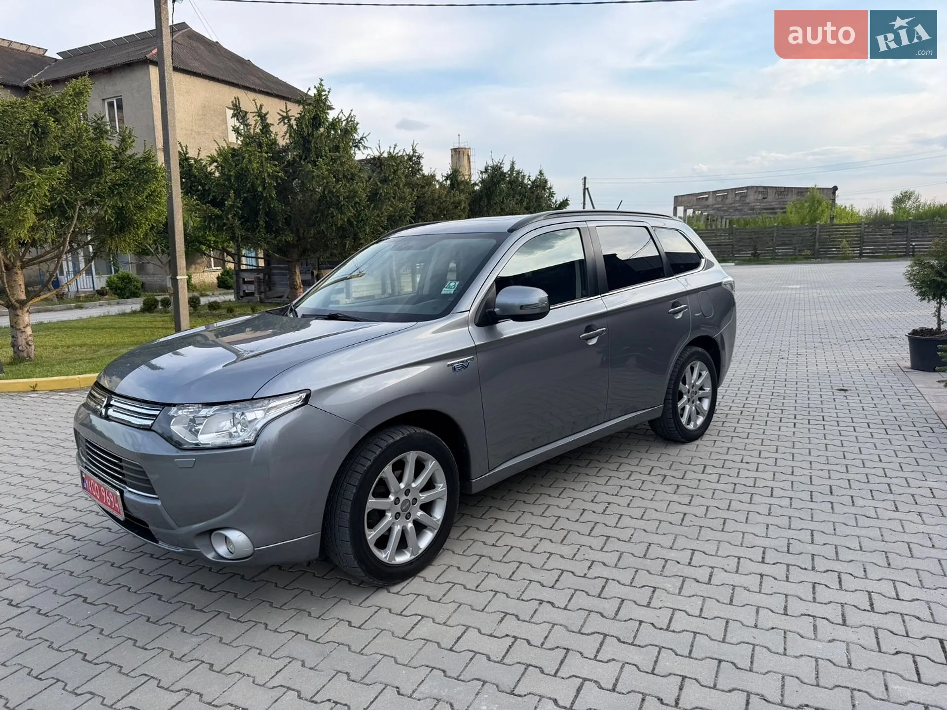 2013 Mitsubishi Outlander - мініатюра 4