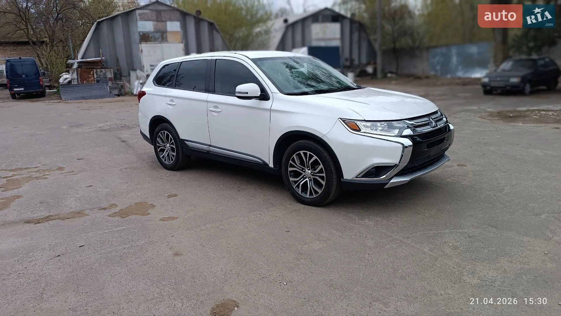 2017 Mitsubishi Outlander - мініатюра 14