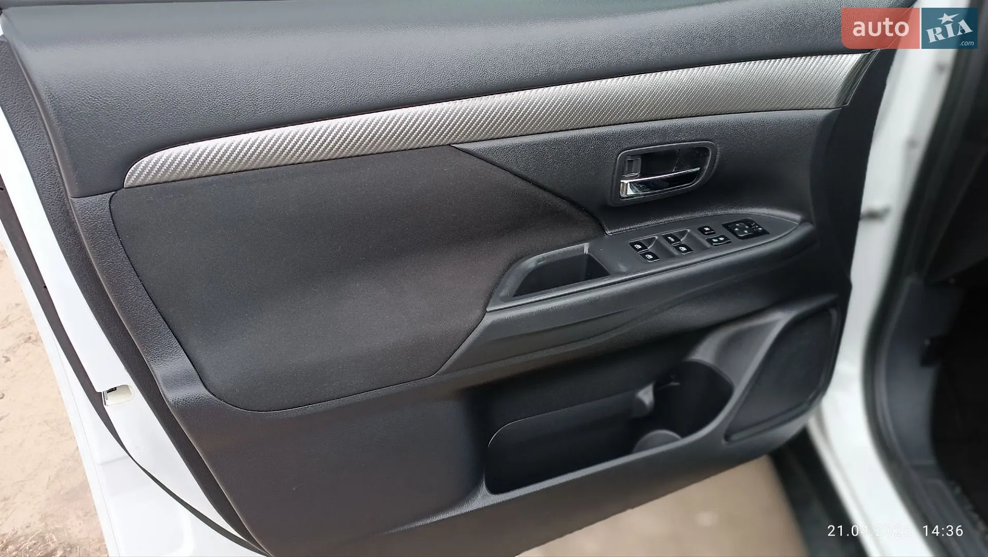 2017 Mitsubishi Outlander - мініатюра 29