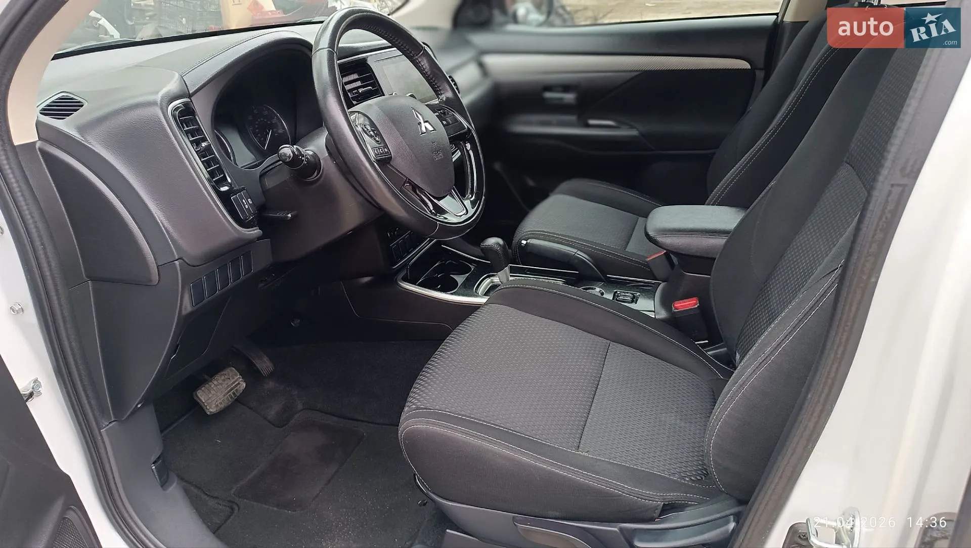 2017 Mitsubishi Outlander - мініатюра 34