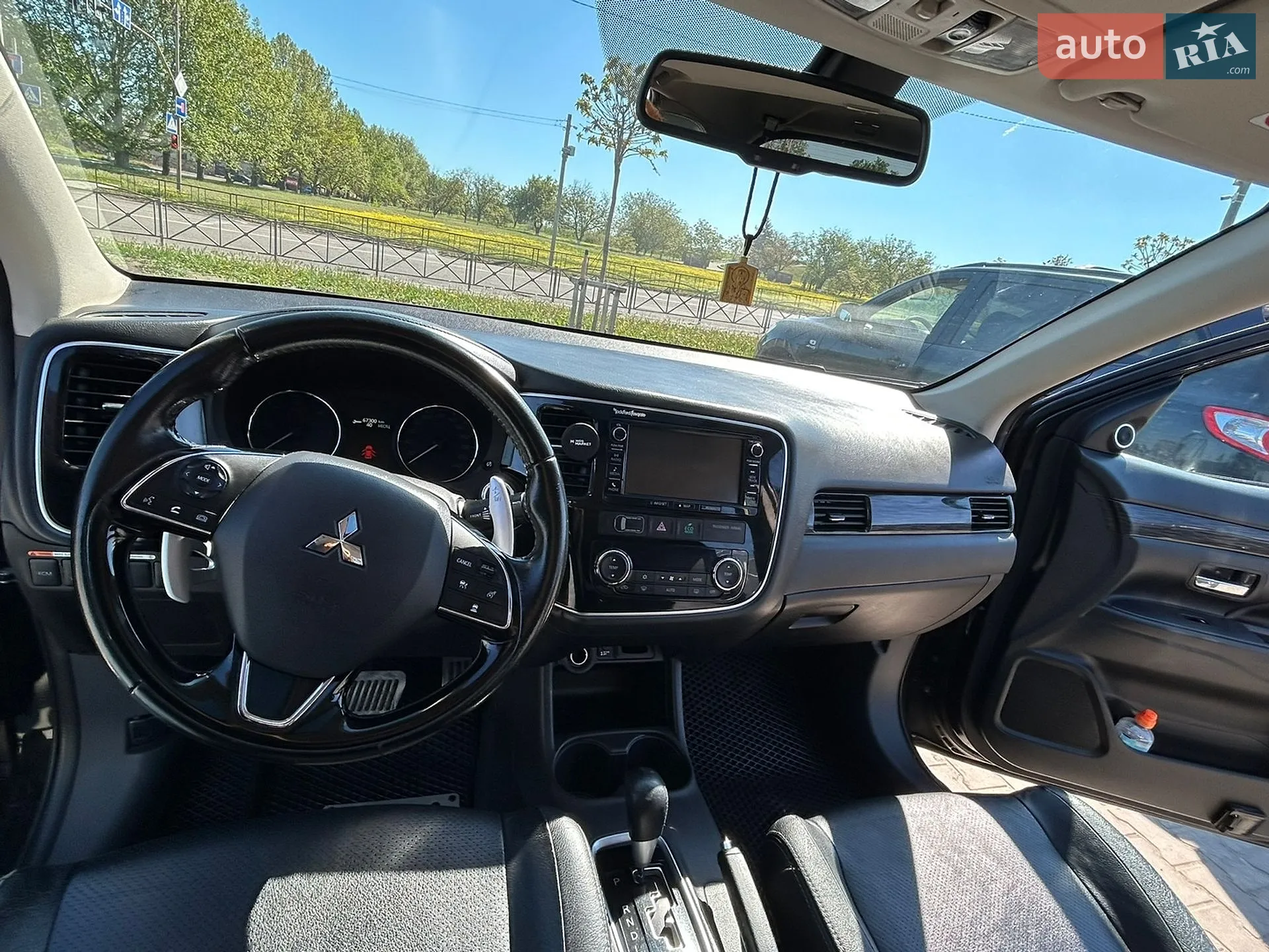 2015 Mitsubishi Outlander - мініатюра 15
