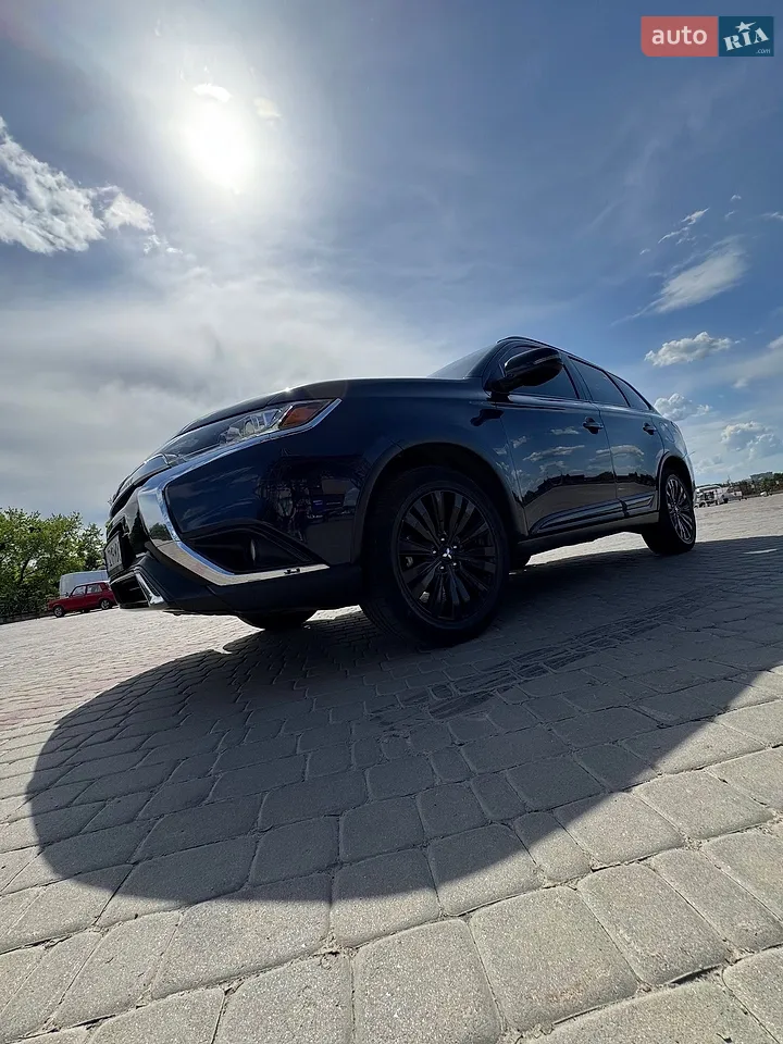 2021 Mitsubishi Outlander - мініатюра 29
