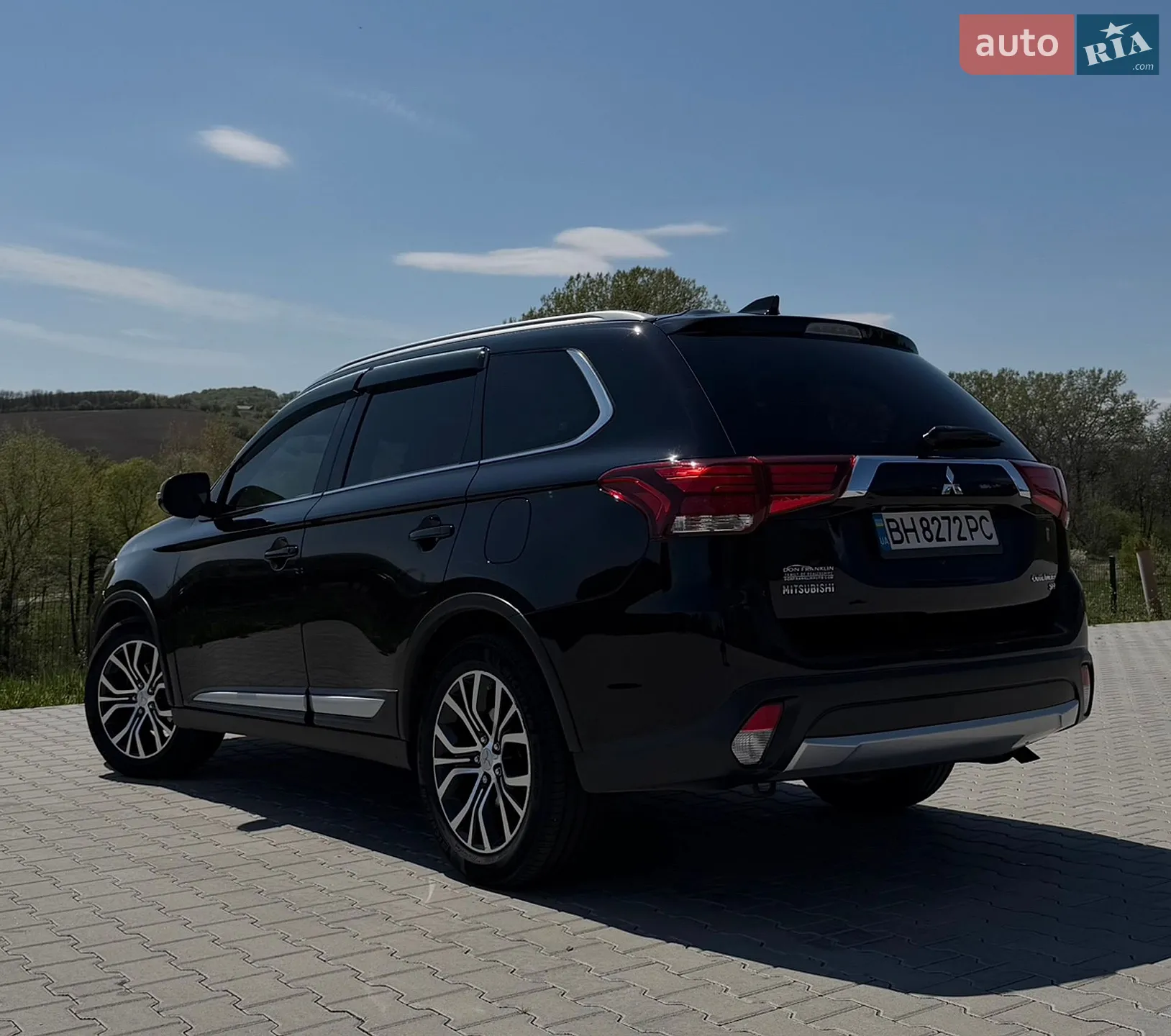2017 Mitsubishi Outlander - мініатюра 9