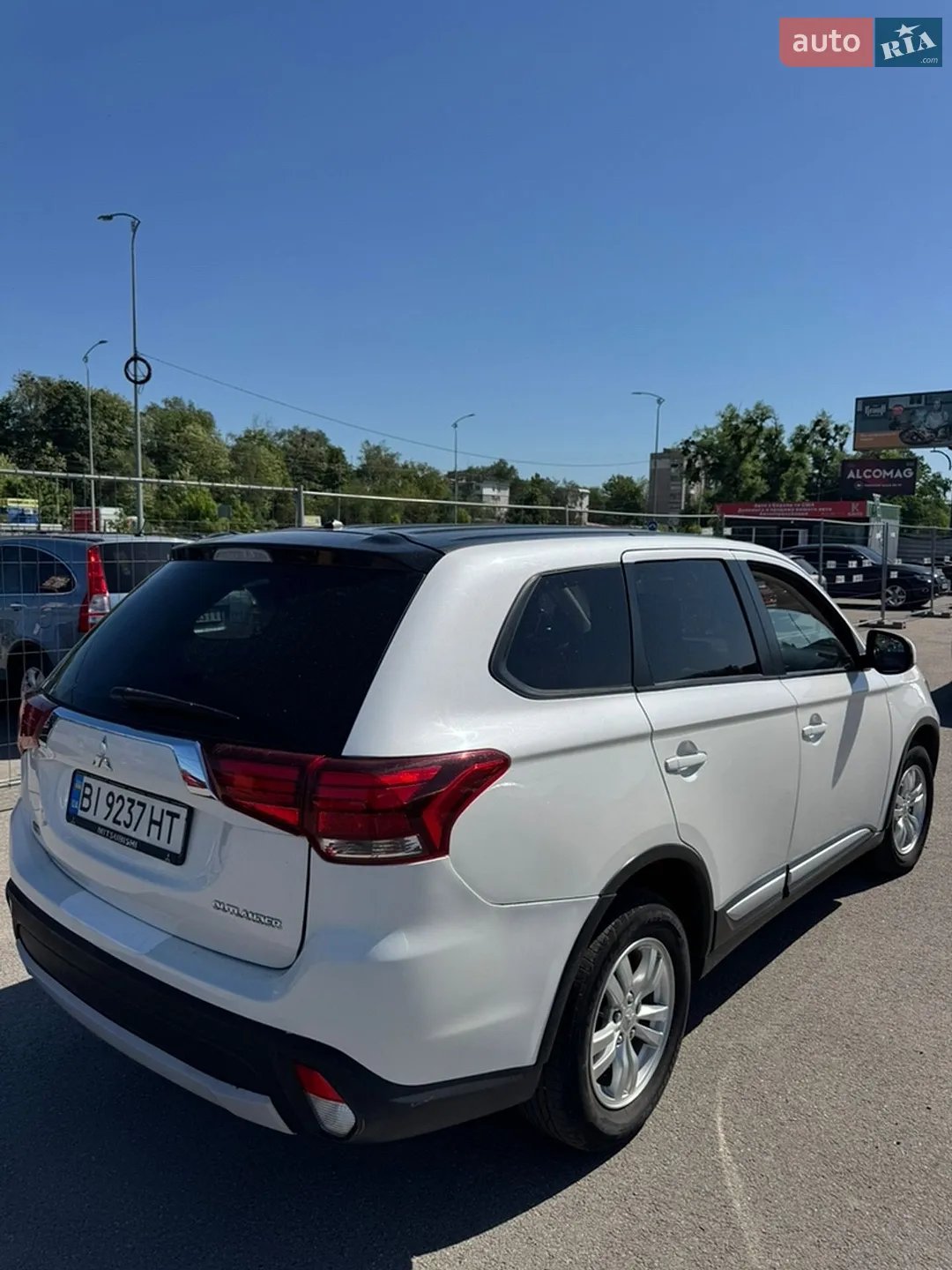 2015 Mitsubishi Outlander - мініатюра 5