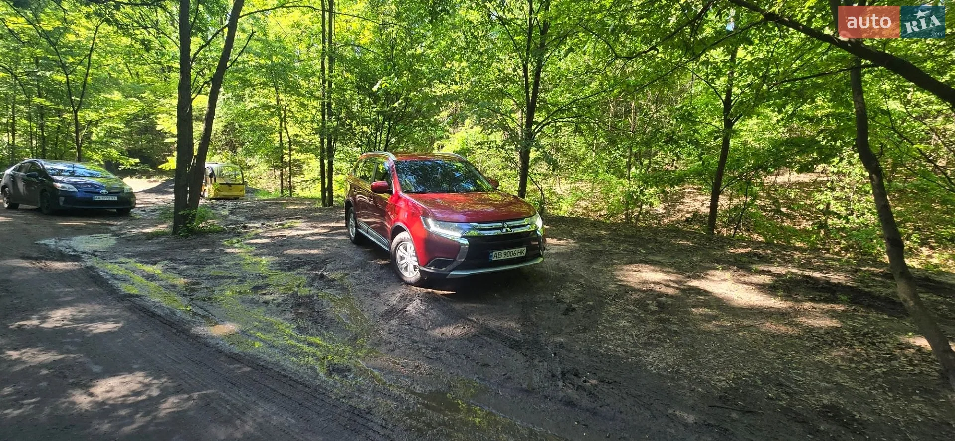 2015 Mitsubishi Outlander - фото 1