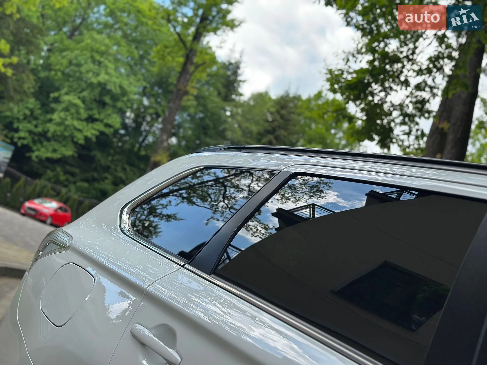2015 Mitsubishi Outlander - мініатюра 28