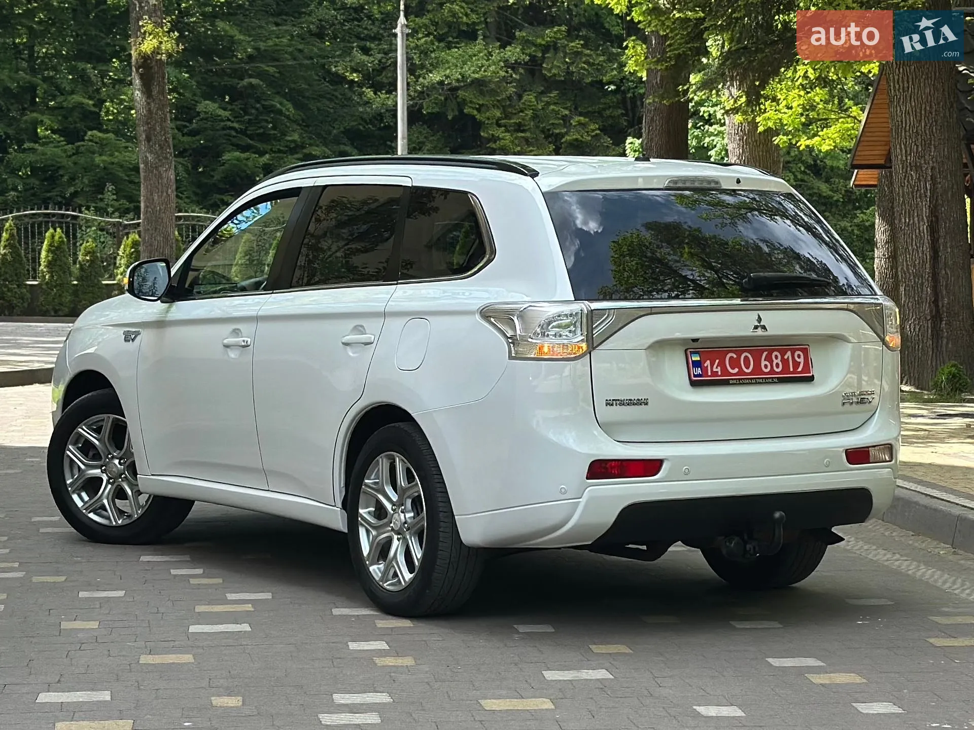 2015 Mitsubishi Outlander - мініатюра 32