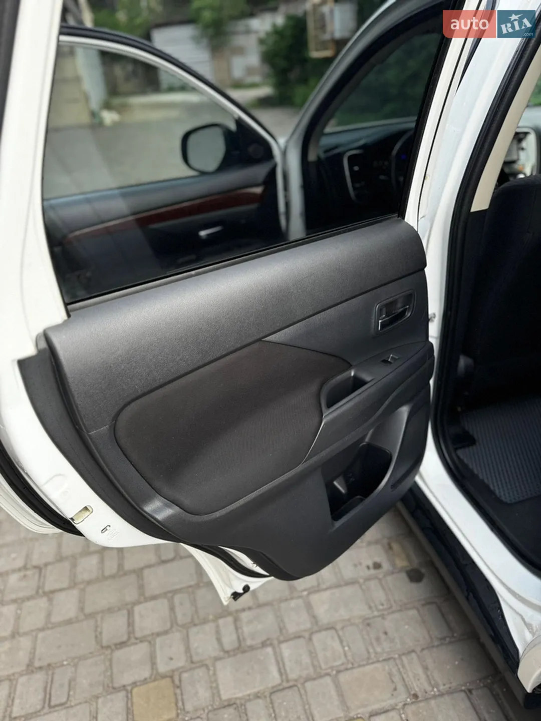 2013 Mitsubishi Outlander - мініатюра 16