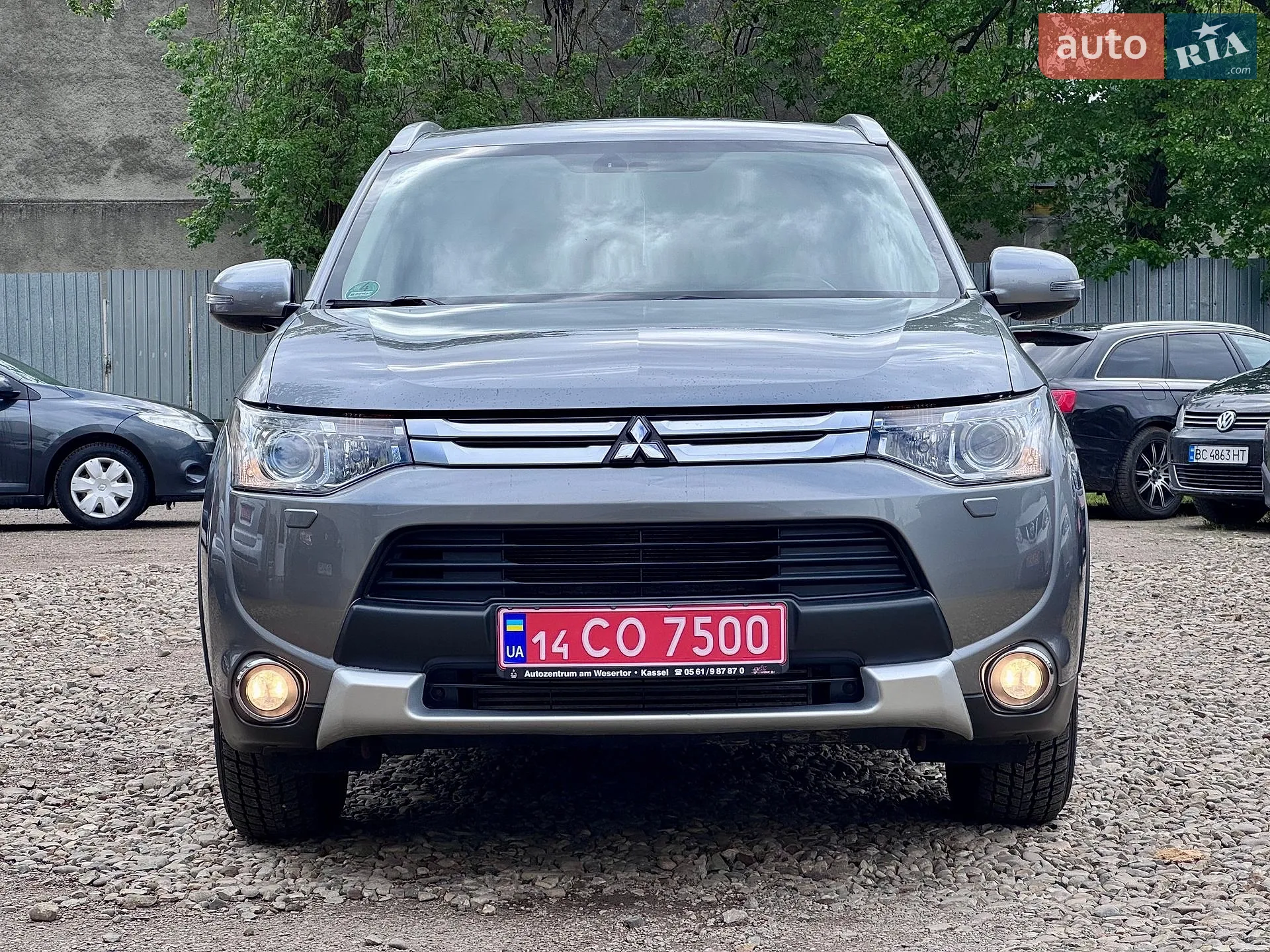 2014 Mitsubishi Outlander - мініатюра 14