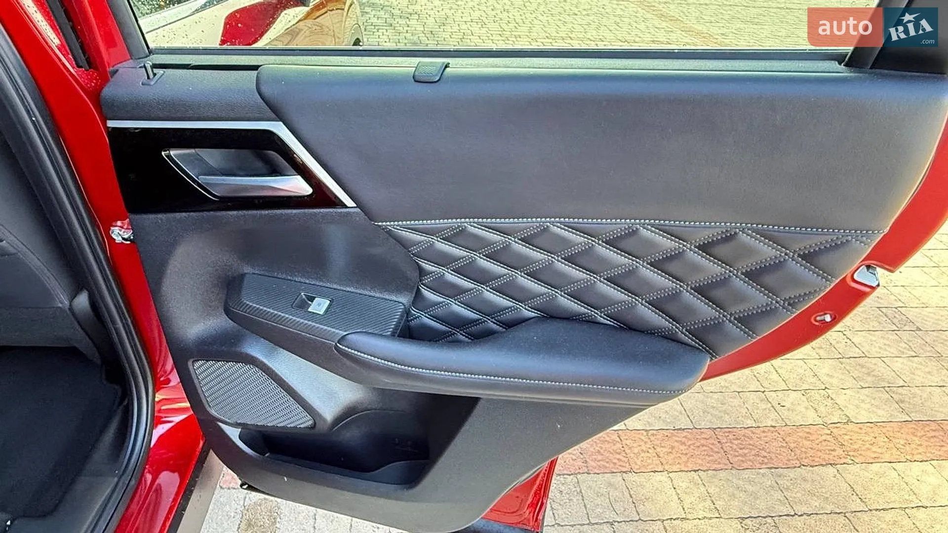 2023 Mitsubishi Outlander - мініатюра 38