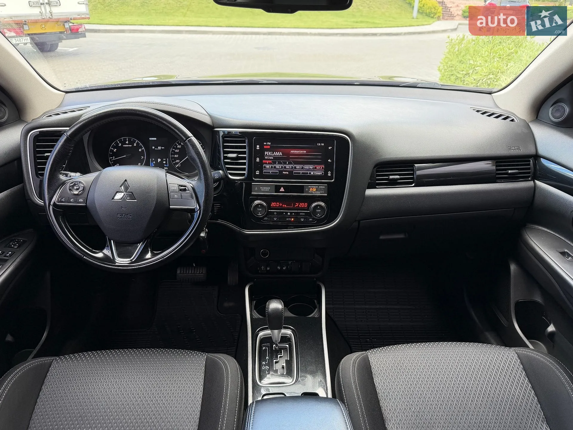 2018 Mitsubishi Outlander - мініатюра 8