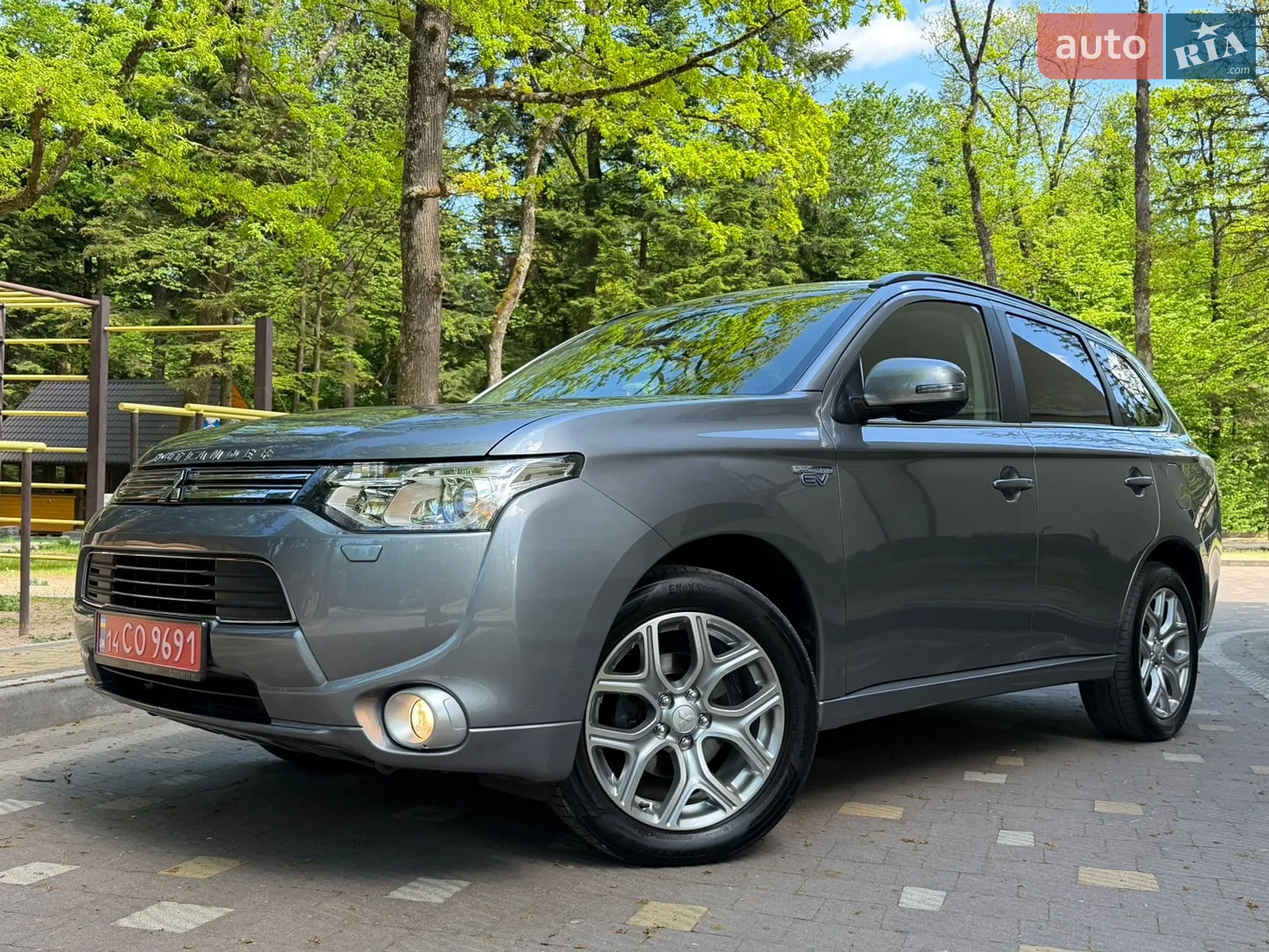 2014 Mitsubishi Outlander - мініатюра 25
