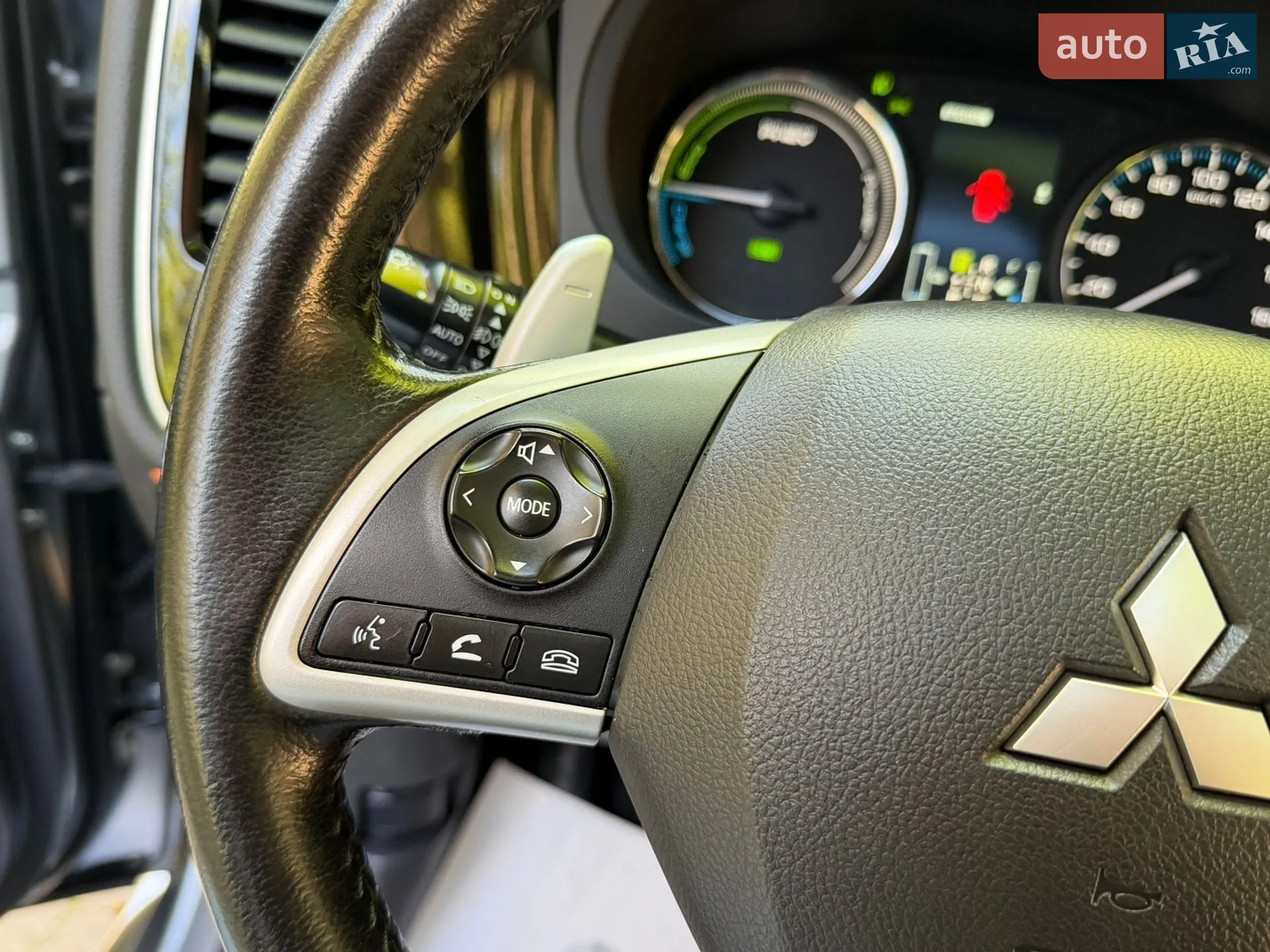 2014 Mitsubishi Outlander - мініатюра 77