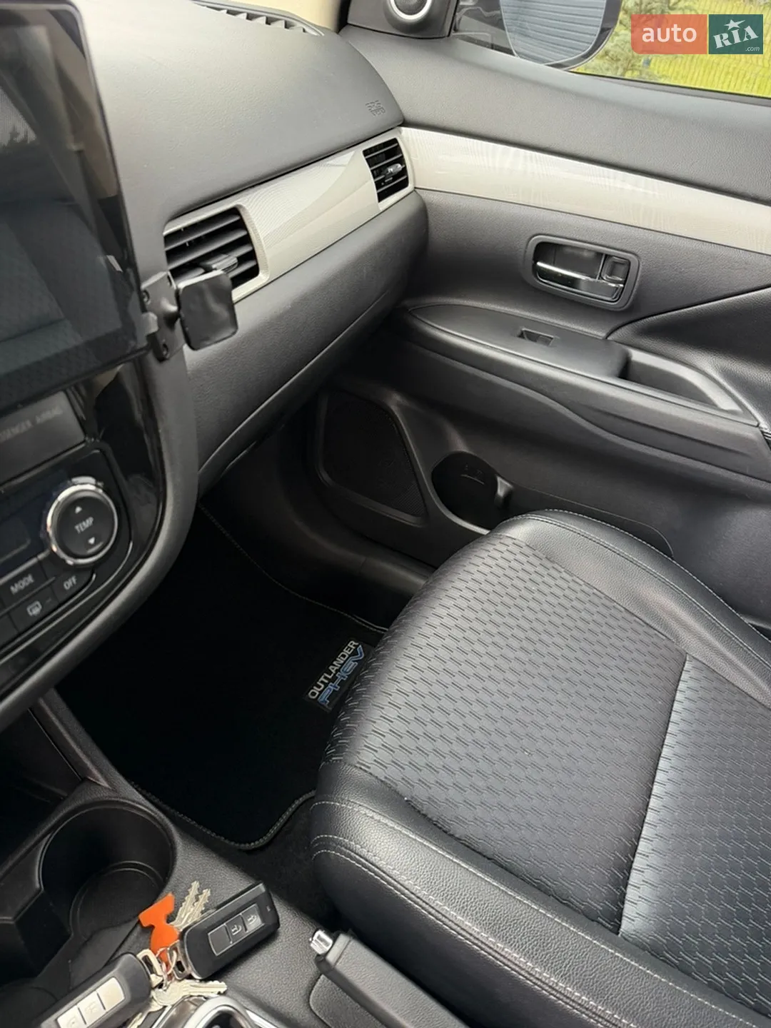 2014 Mitsubishi Outlander - мініатюра 35