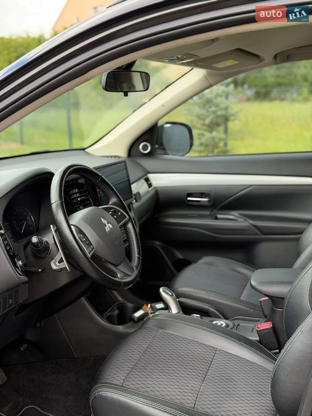 2014 Mitsubishi Outlander - мініатюра 39