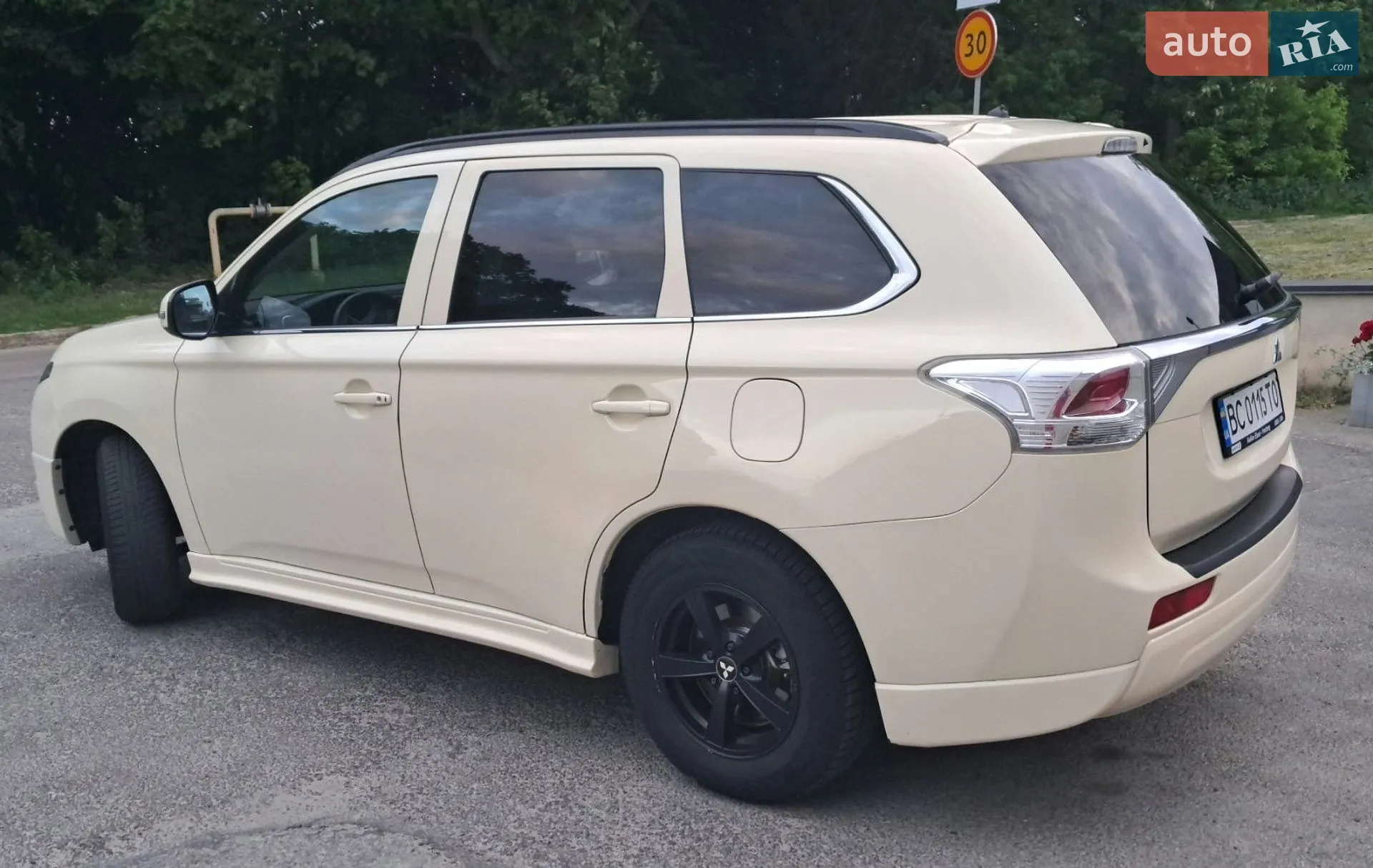 2012 Mitsubishi Outlander - мініатюра 6