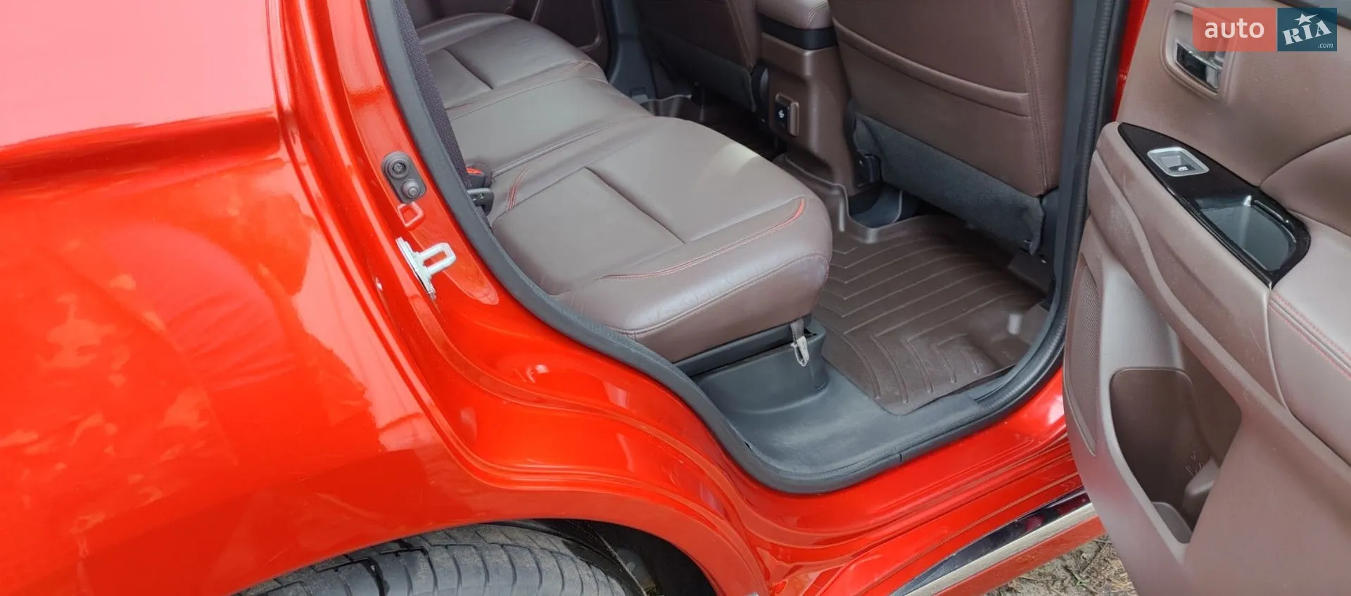2018 Mitsubishi Outlander - мініатюра 27