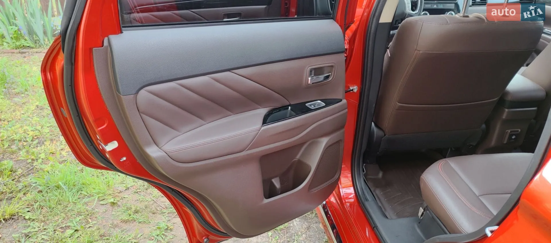 2018 Mitsubishi Outlander - мініатюра 30