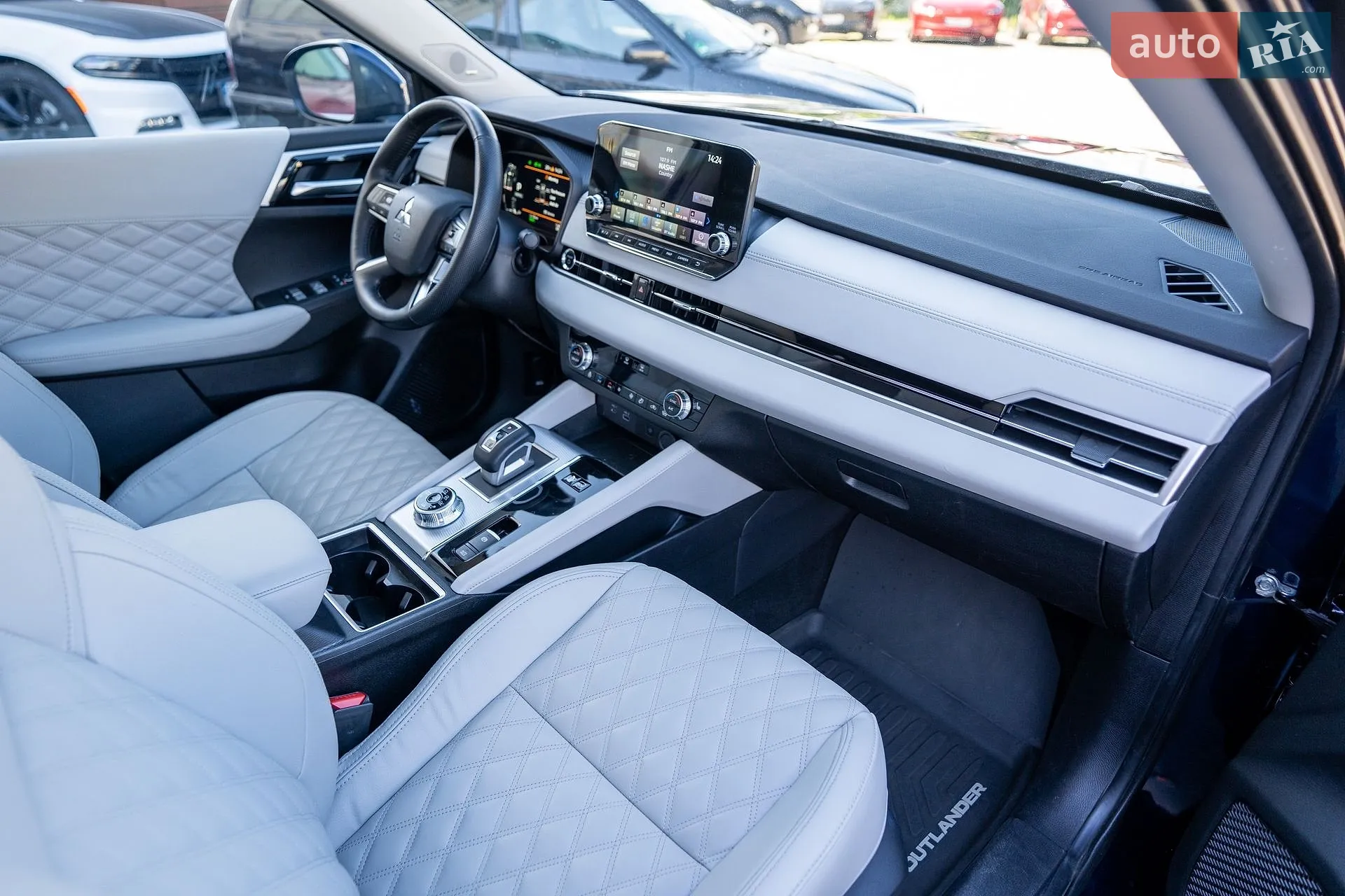 2023 Mitsubishi Outlander - мініатюра 33