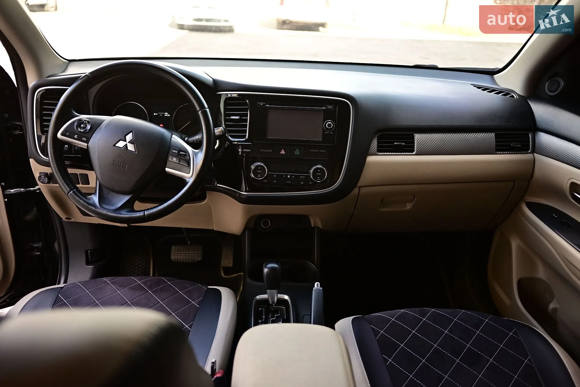 2013 Mitsubishi Outlander - мініатюра 14
