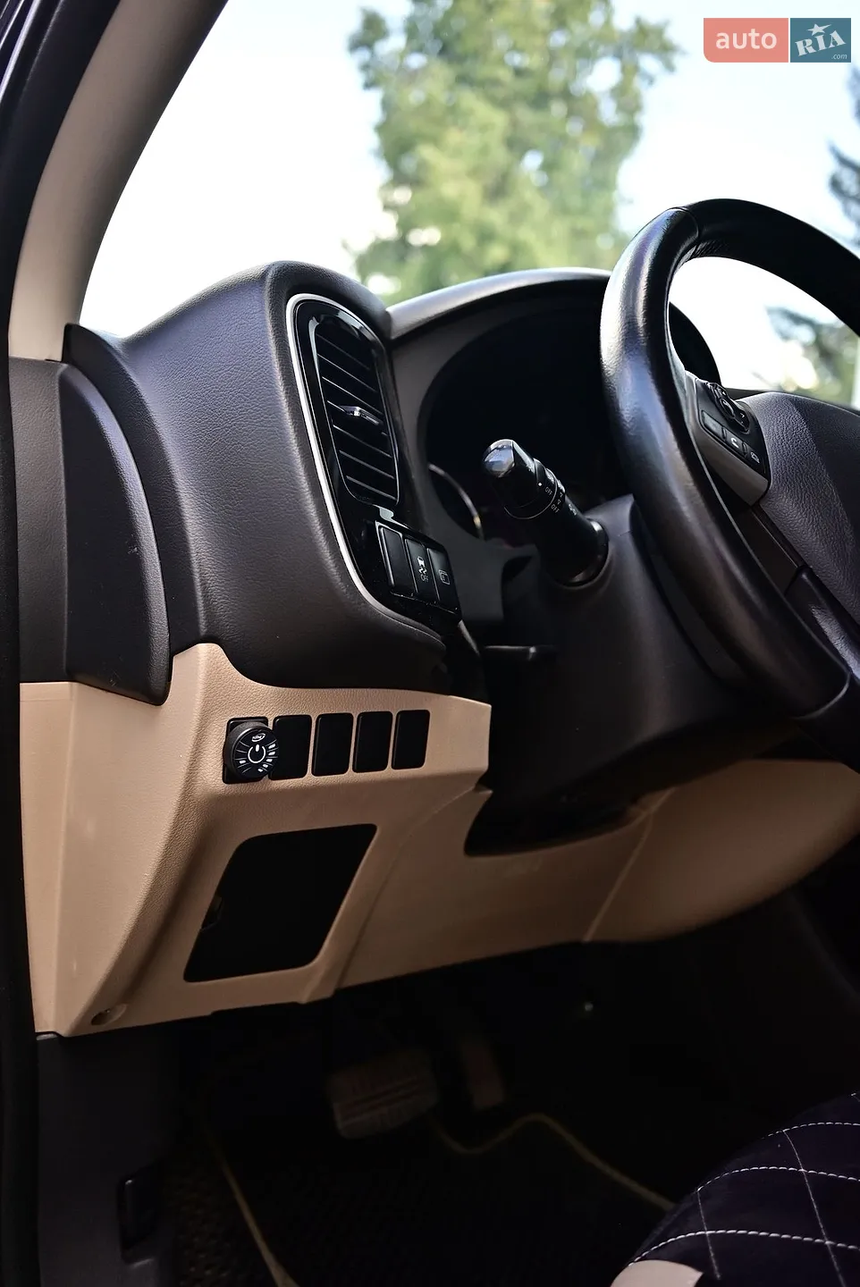 2013 Mitsubishi Outlander - мініатюра 19