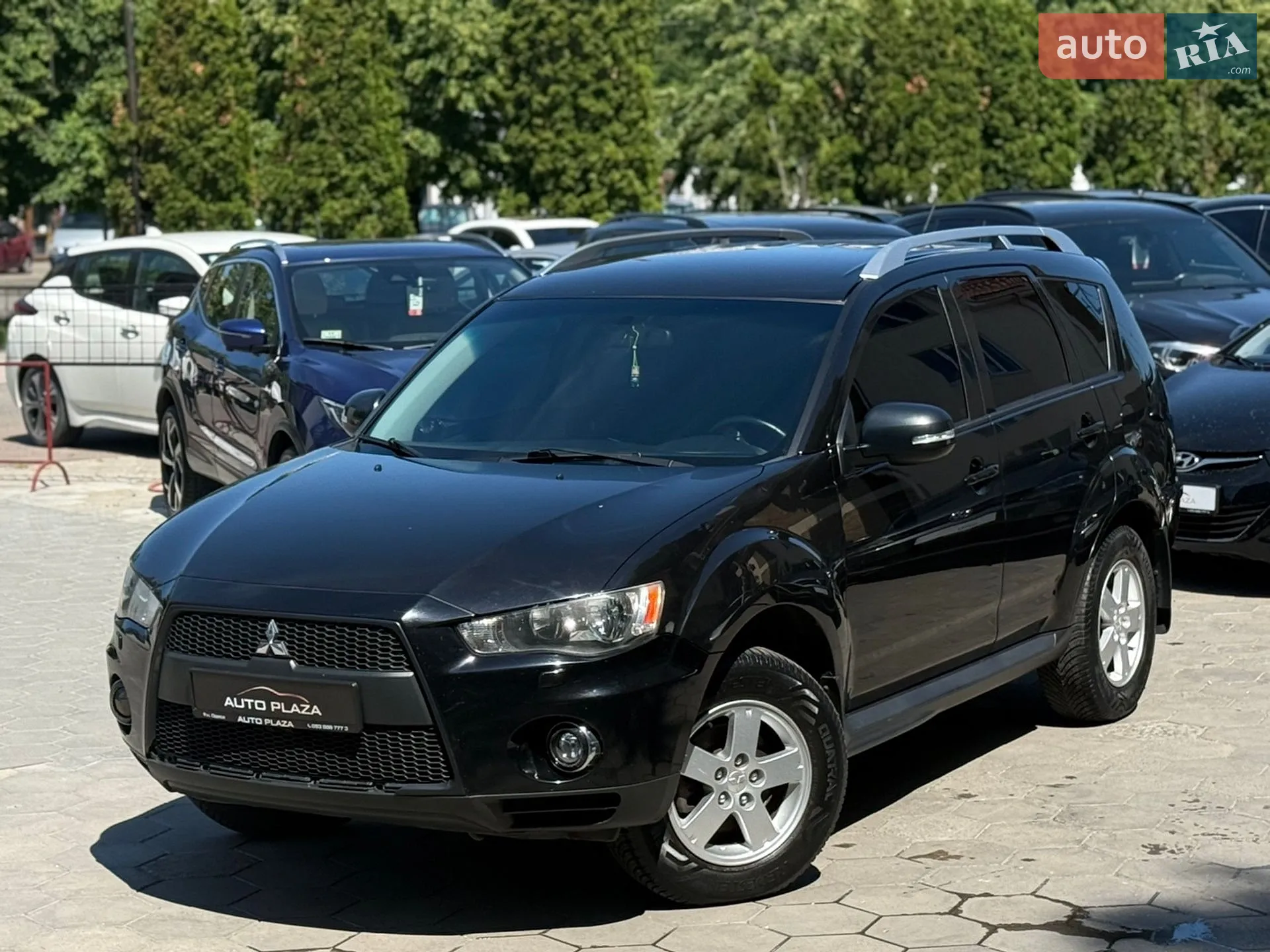 2010 Mitsubishi Outlander - мініатюра 10