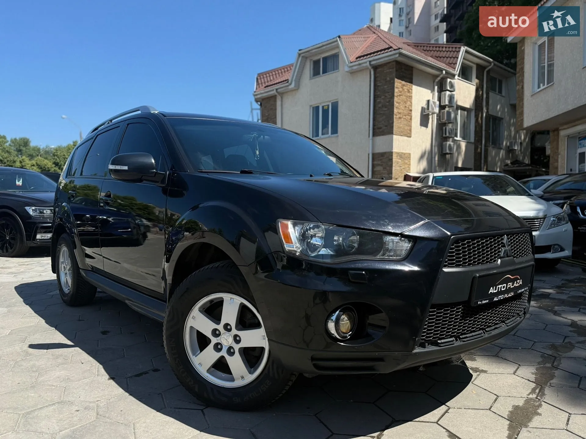 2010 Mitsubishi Outlander - мініатюра 12