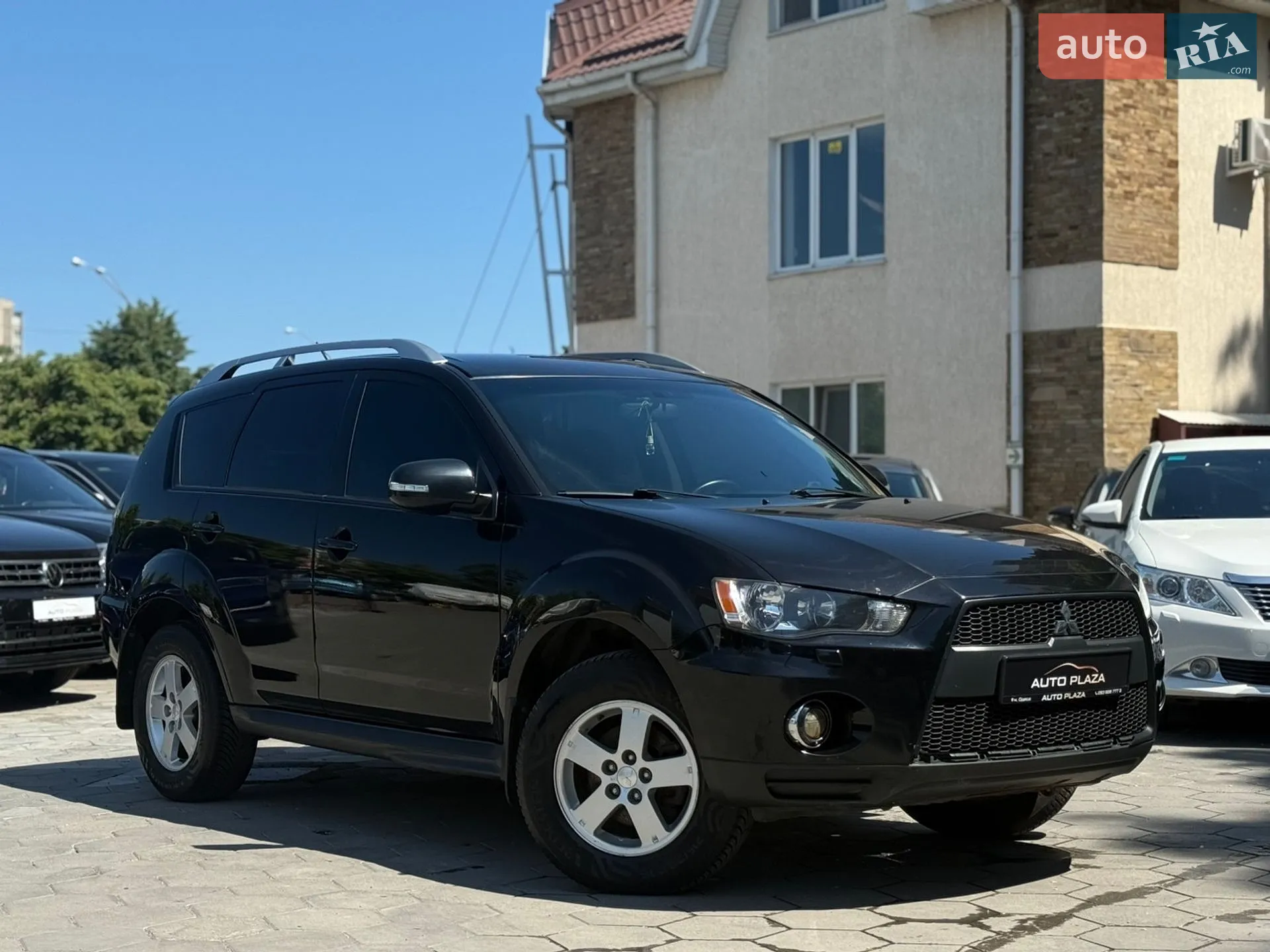 2010 Mitsubishi Outlander - мініатюра 16