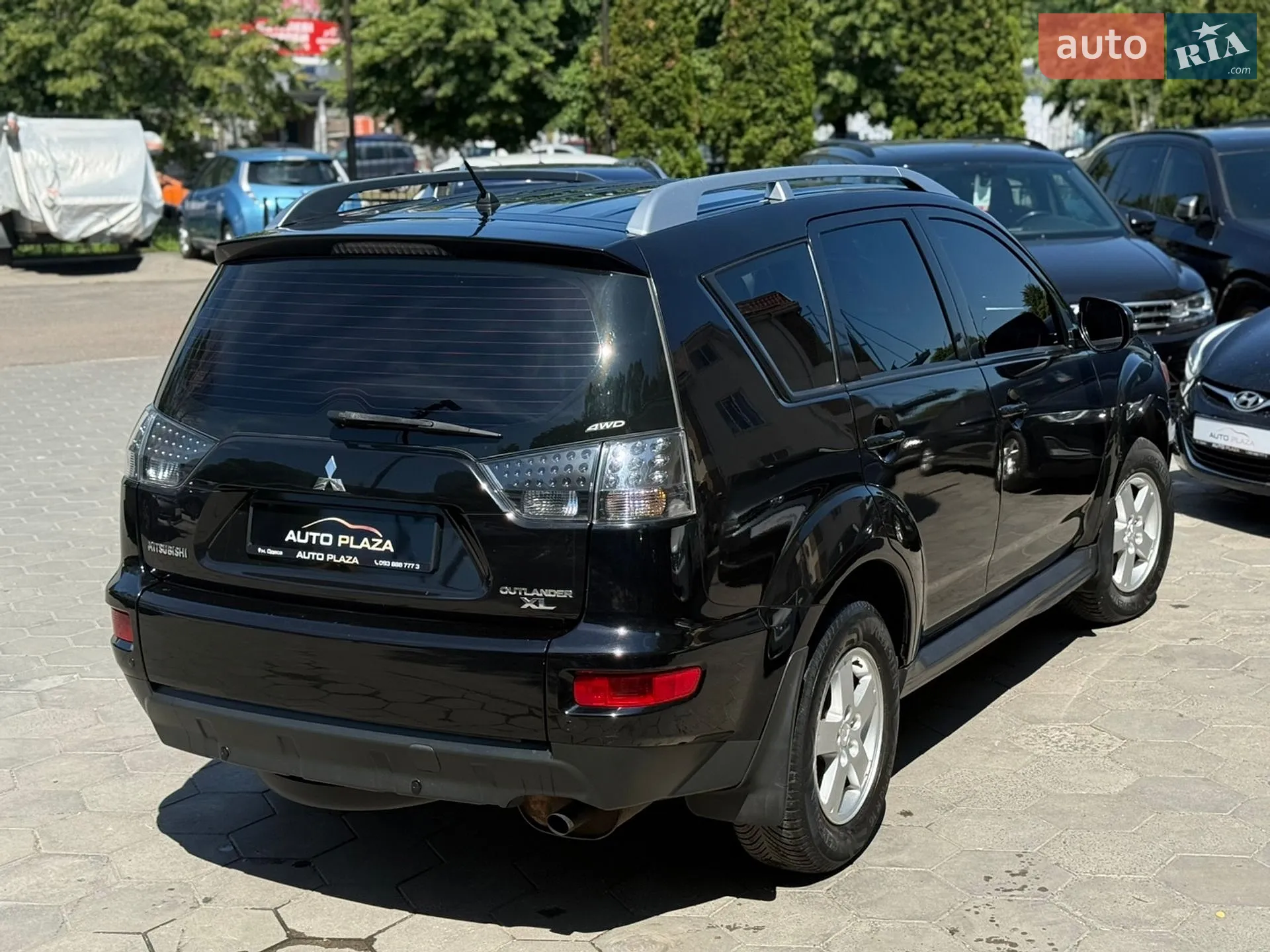 2010 Mitsubishi Outlander - мініатюра 21