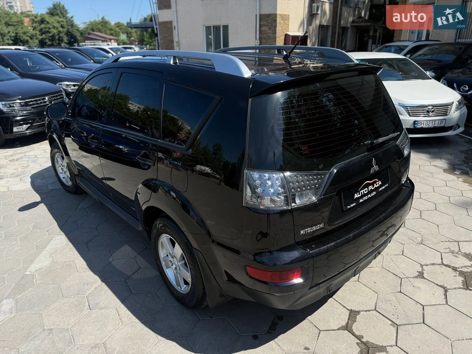 2010 Mitsubishi Outlander - мініатюра 27