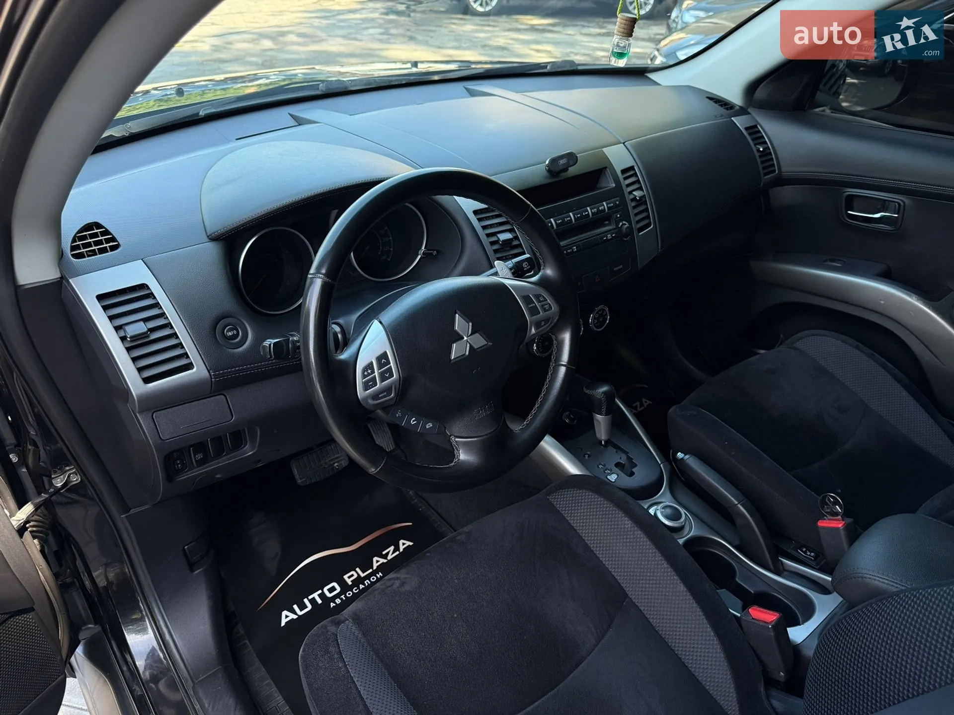 2010 Mitsubishi Outlander - мініатюра 40
